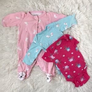 ❌Sold❌🧸 3 New Born Onesie Bodysuits 🧸🍼